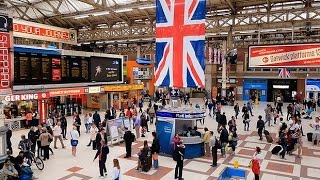 A Walk Through The London Victoria Station London England [upl. by Ekez141]